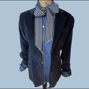 Gorgeous black velvet blazer